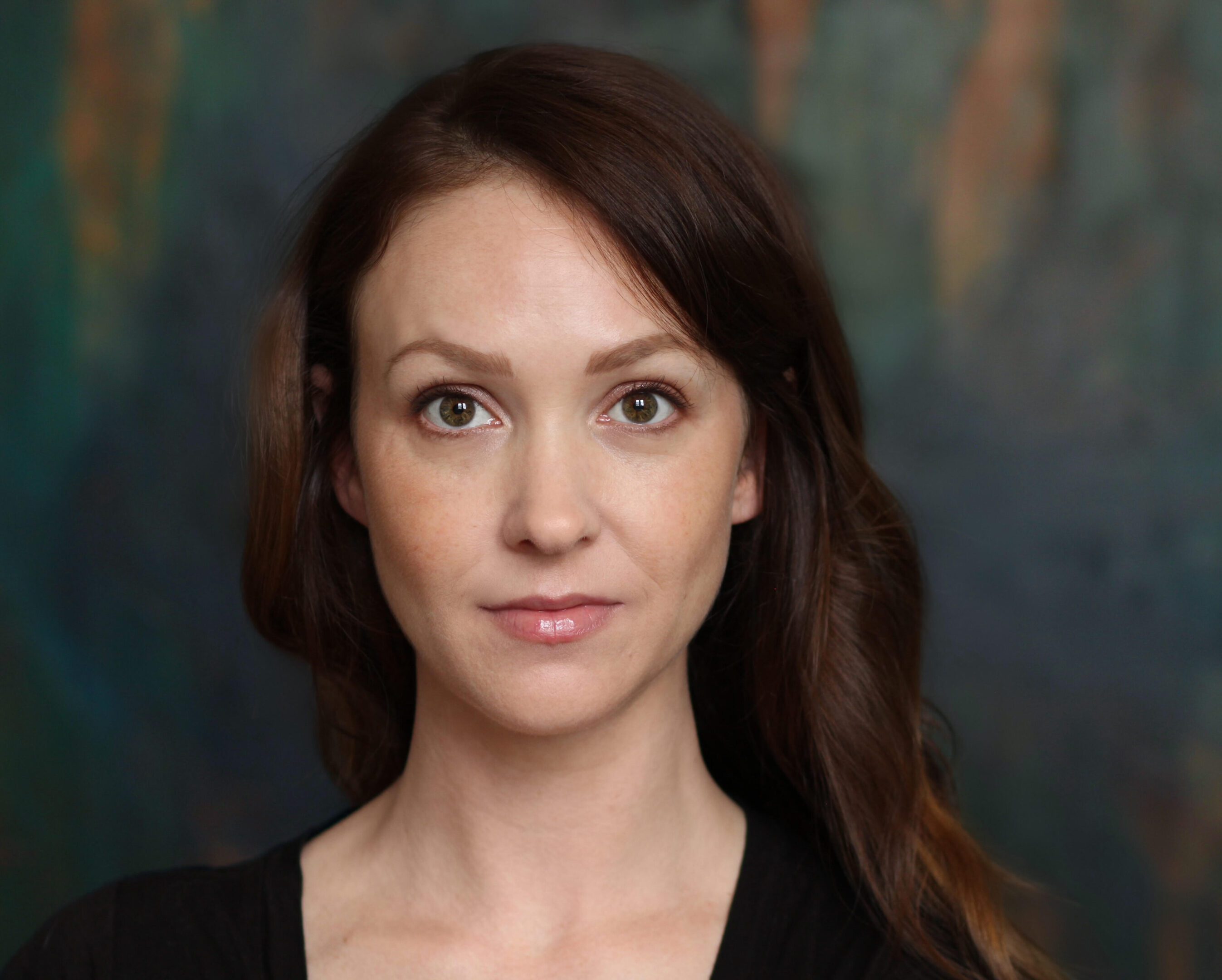 Lindsay Headshot